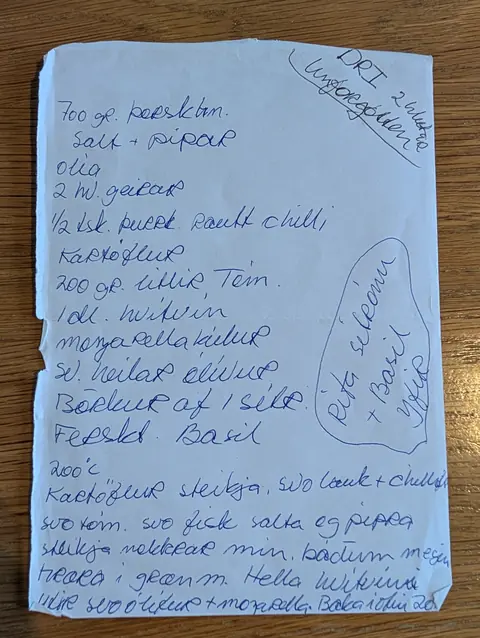 Síðan hennar í uppskriftabókinni